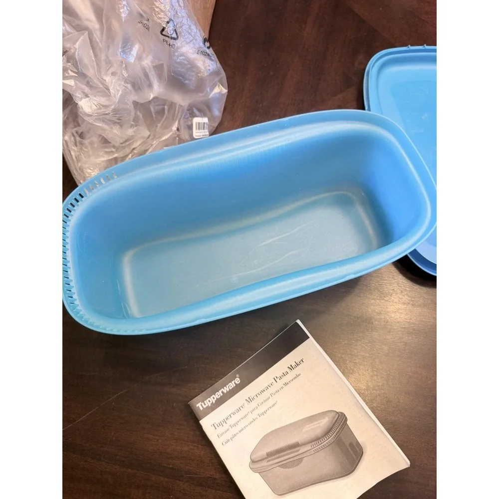 Tupperware Microwave Pasta Maker Spaghetti Cooker Steamer Strainer Blue 6775